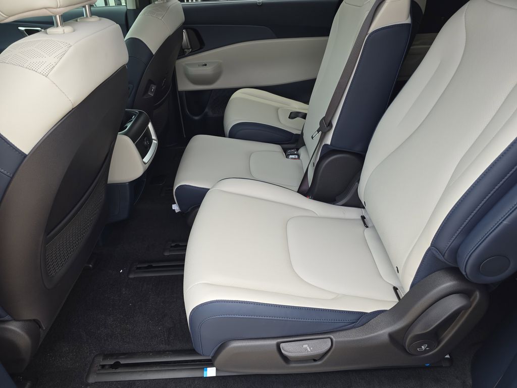 2026 Kia Carnival Hybrid EX San Clemente CA