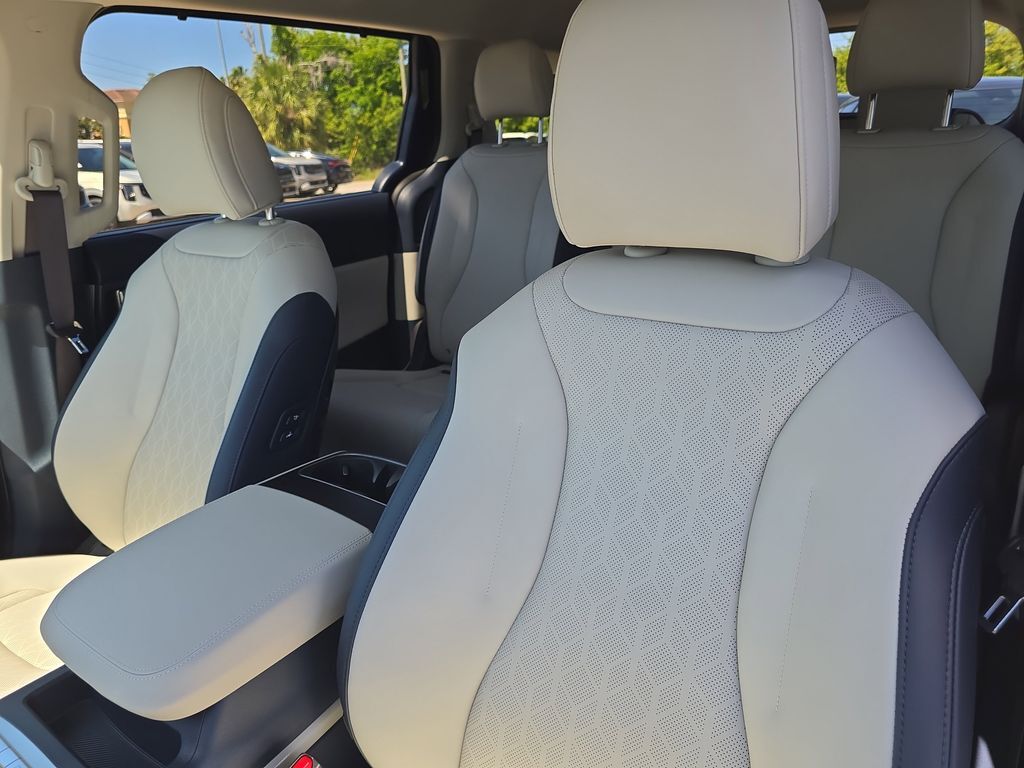 2026 Kia Carnival Hybrid EX San Clemente CA