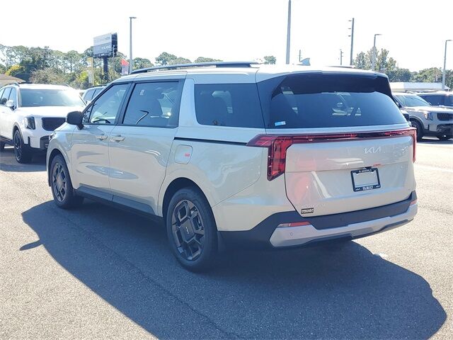 2026 Kia Carnival EX photo 3