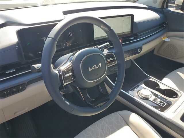 2026 Kia Carnival EX photo 22