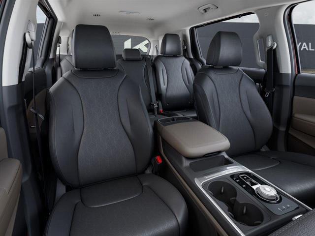 2026 Kia Carnival Hybrid EX Tucson AZ