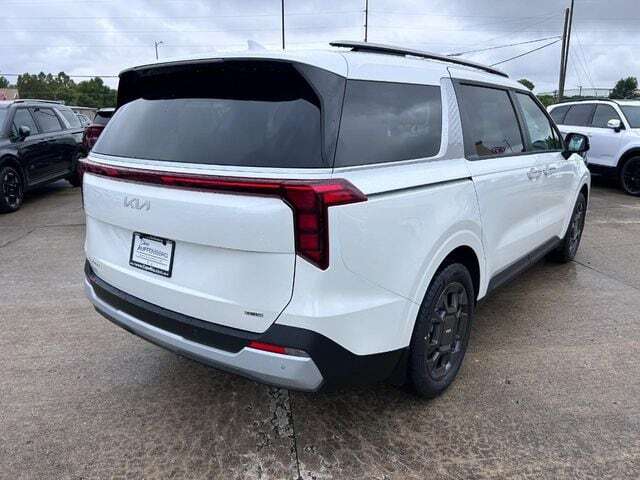 2026 Kia Carnival Hybrid EX