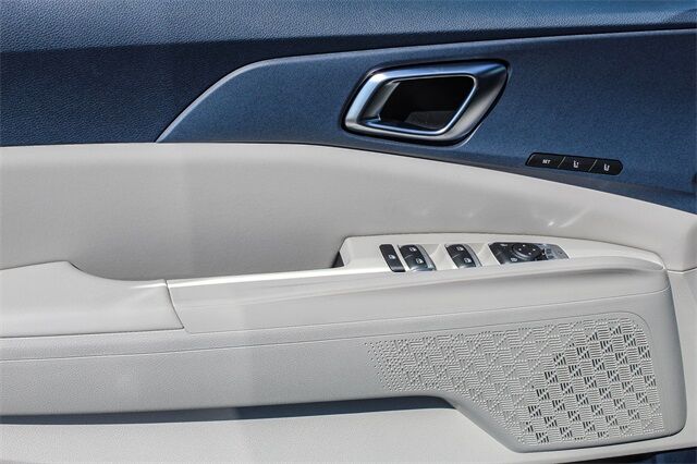 2026 Kia Carnival Hybrid EX Tacoma WA