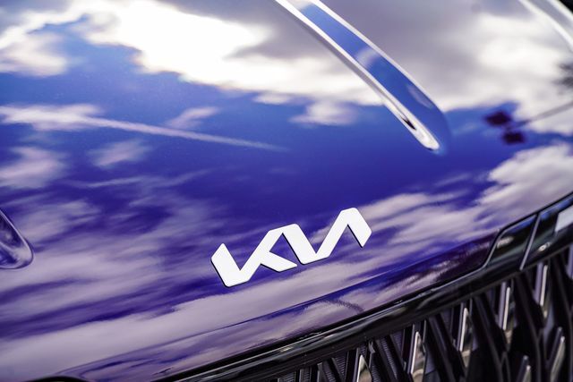 2026 Kia Carnival Hybrid LXS Moreno Valley CA