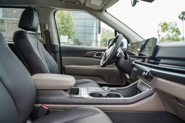 2026 Kia Carnival Hybrid LXS Moreno Valley CA