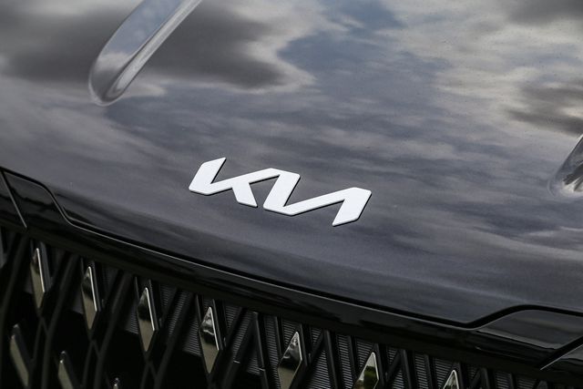 2026 Kia Carnival Hybrid LXS Moreno Valley CA