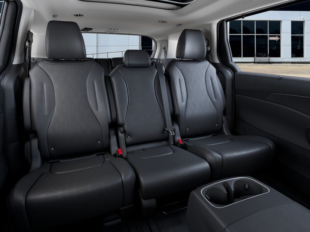 2026 Kia Carnival Hybrid SX Akron OH