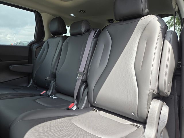 2026 Kia Carnival Hybrid SX Folsom CA