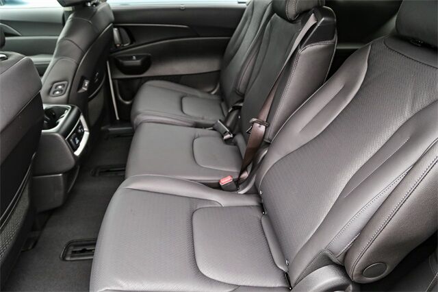 2026 Kia Carnival Hybrid SX Prestige Renton WA