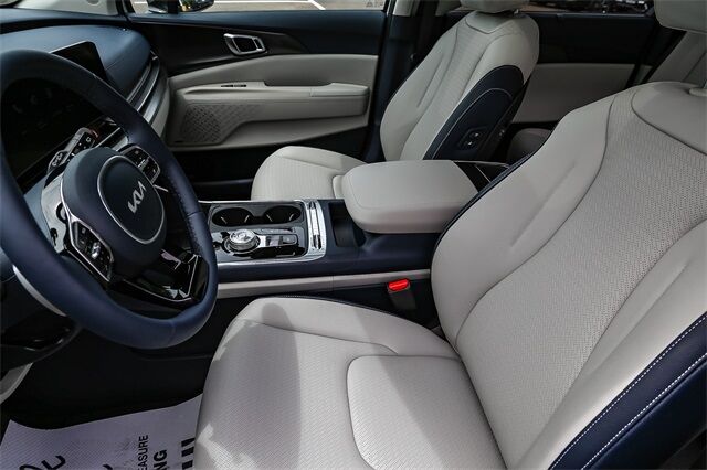 2026 Kia Carnival Hybrid SX Prestige Renton WA