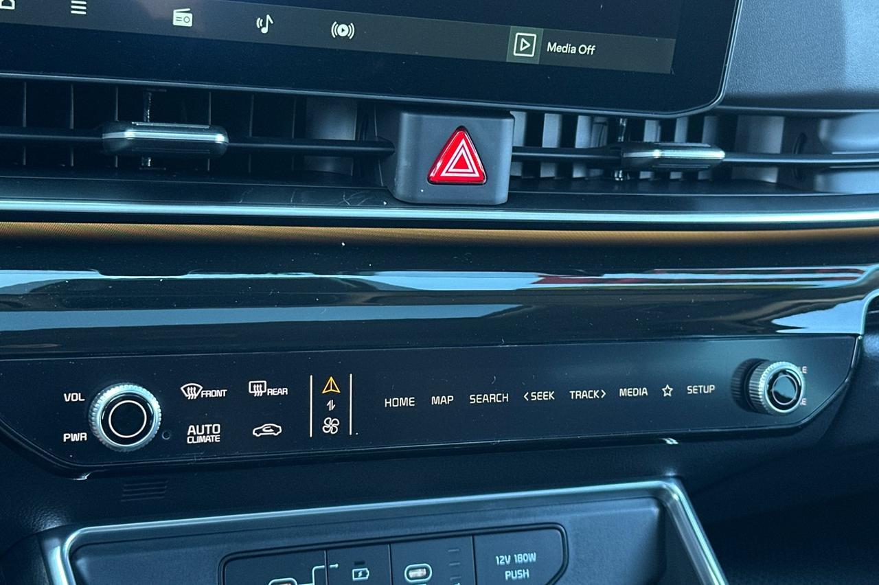 2026 Kia Carnival Hybrid SX Prestige Salinas CA