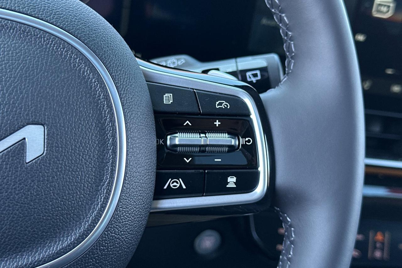 2026 Kia Carnival Hybrid SX Prestige Salinas CA