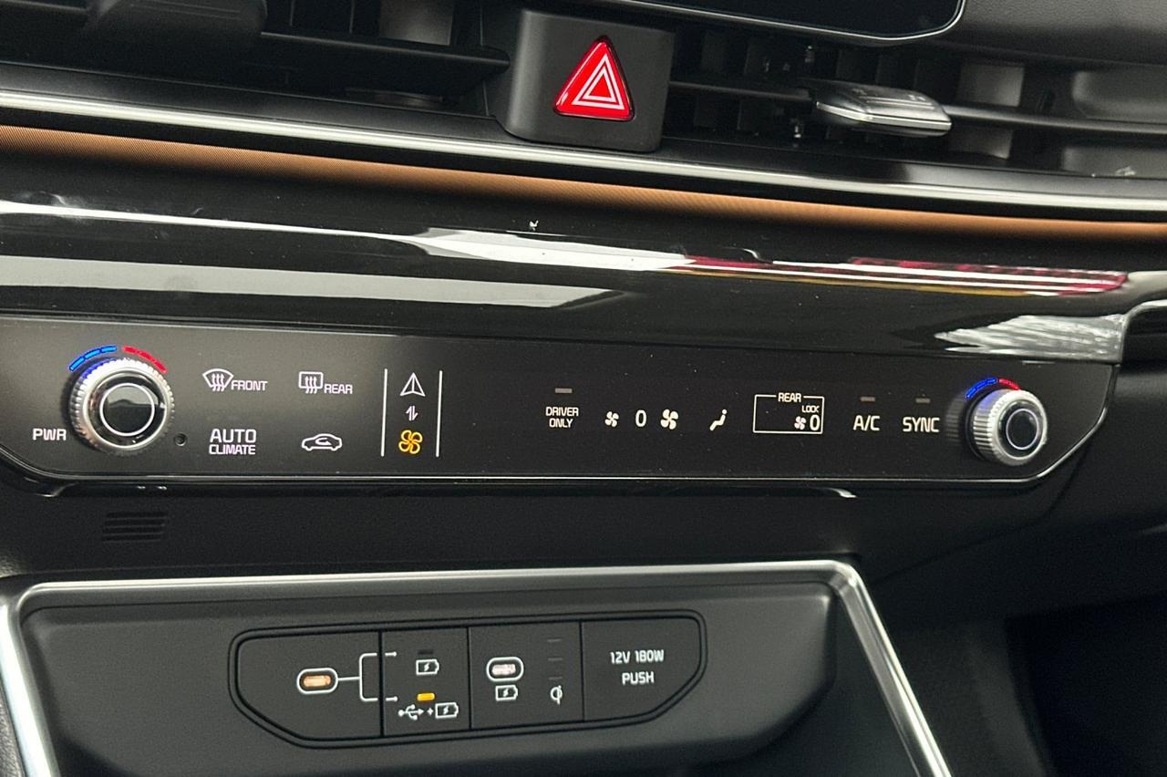 2026 Kia Carnival Hybrid SX Prestige Salinas CA