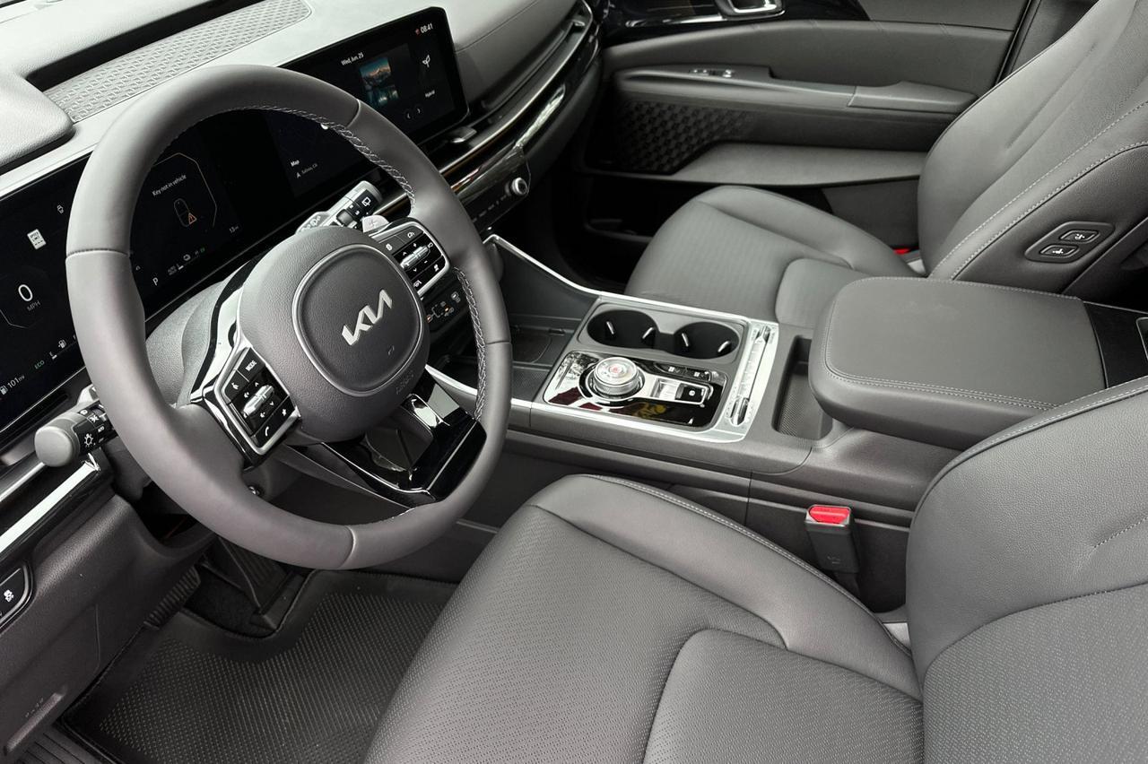 2026 Kia Carnival Hybrid SX Prestige Salinas CA