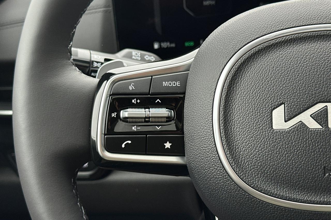 2026 Kia Carnival Hybrid SX Prestige Salinas CA