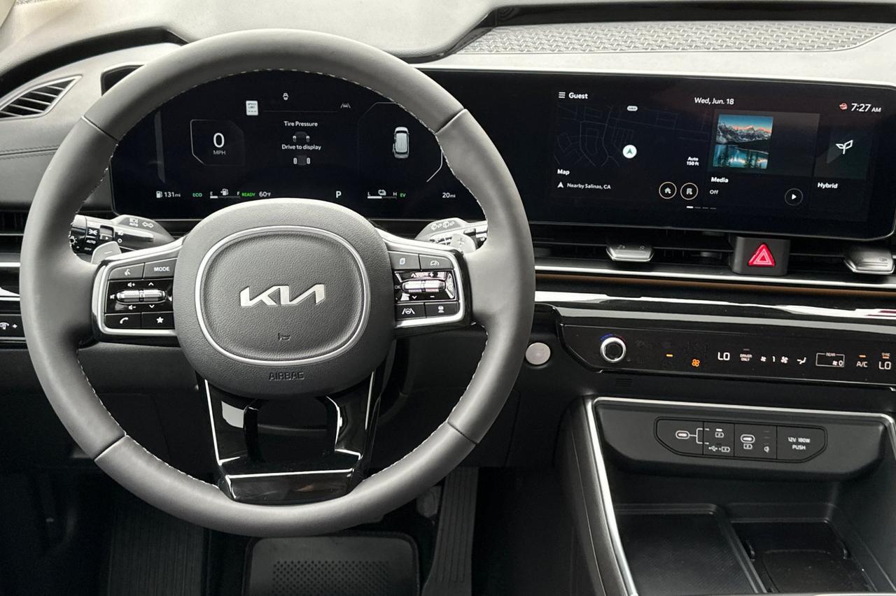 2026 Kia Carnival Hybrid SX Prestige Salinas CA