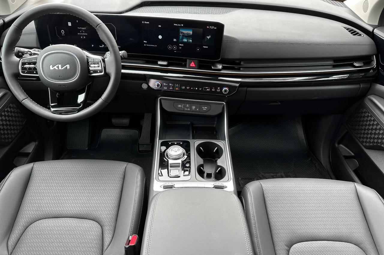 2026 Kia Carnival Hybrid SX Prestige Salinas CA