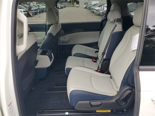 2026 Kia Carnival Hybrid SX Prestige St. Augustine FL