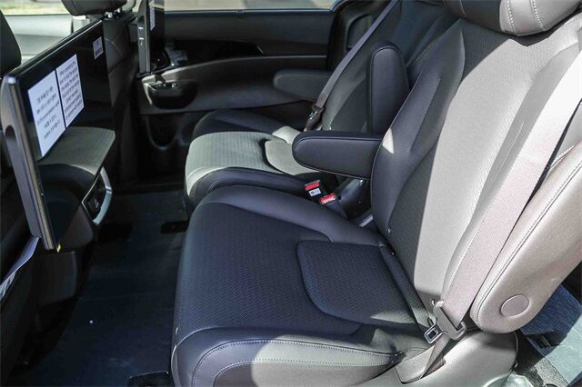 2026 Kia Carnival Hybrid SX Prestige Tacoma WA