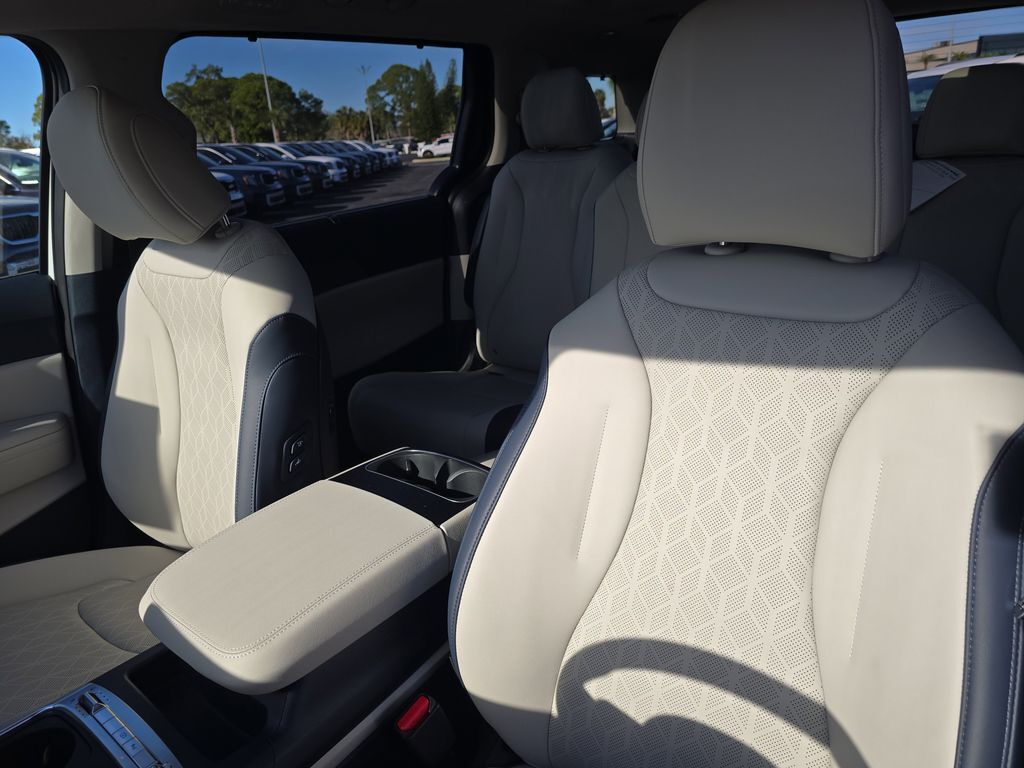 2026 Kia Carnival Hybrid SX San Clemente CA