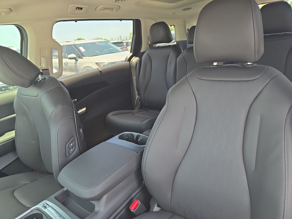 2026 Kia Carnival Hybrid SX San Clemente CA