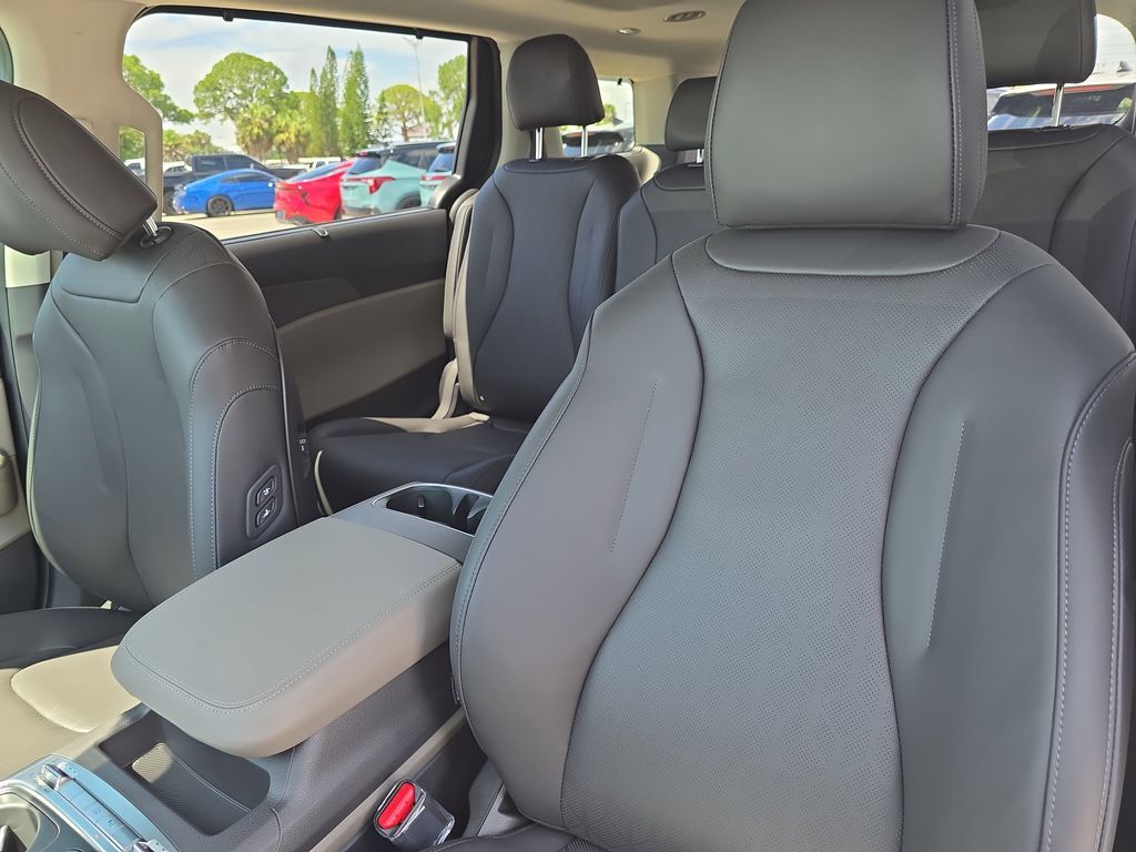 2026 Kia Carnival Hybrid SX San Clemente CA