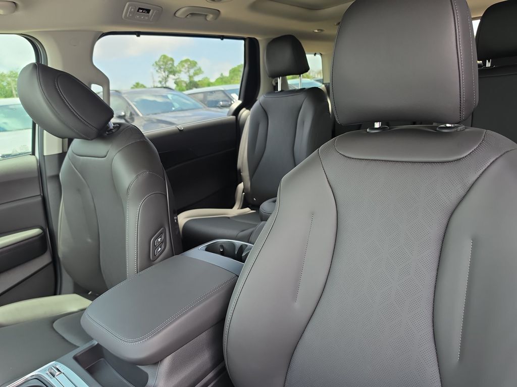 2026 Kia Carnival Hybrid SX San Clemente CA