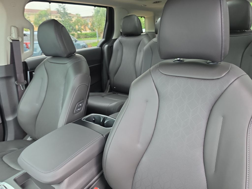 2026 Kia Carnival Hybrid SX San Clemente CA