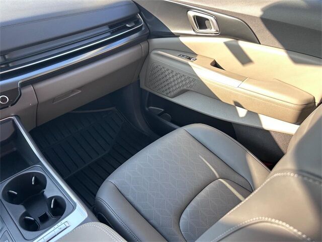 2026 Kia Carnival LXS Cape Girardeau MO