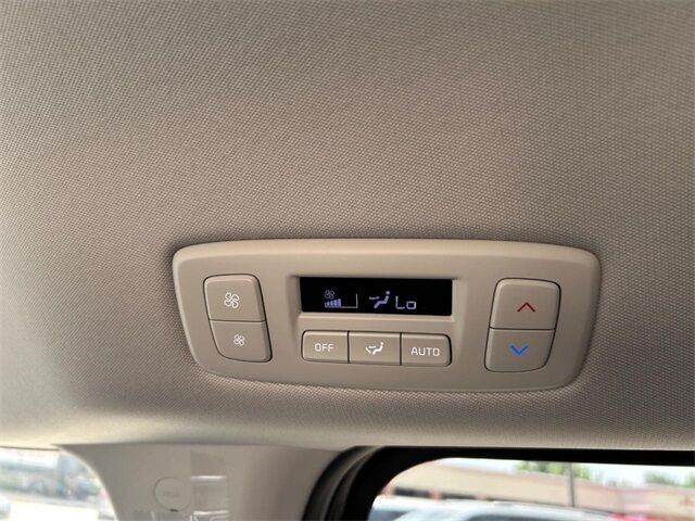 2026 Kia Carnival LXS Cape Girardeau MO