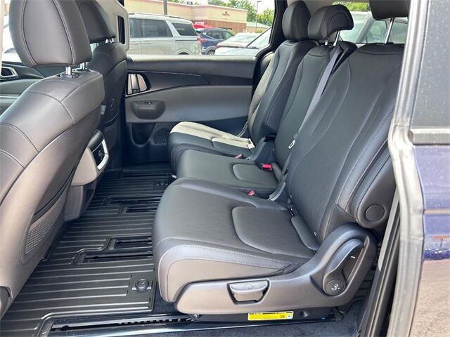 2026 Kia Carnival LXS Cape Girardeau MO