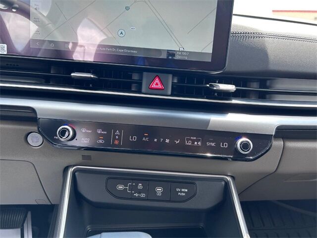 2026 Kia Carnival LXS Cape Girardeau MO
