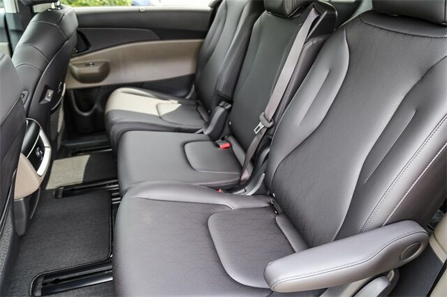 2026 Kia Carnival MPV EX Glendale CA