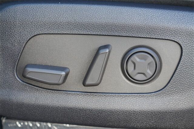 2026 Kia Carnival MPV EX Huntington Beach CA