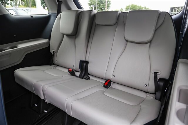 2026 Kia Carnival MPV EX Huntington Beach CA
