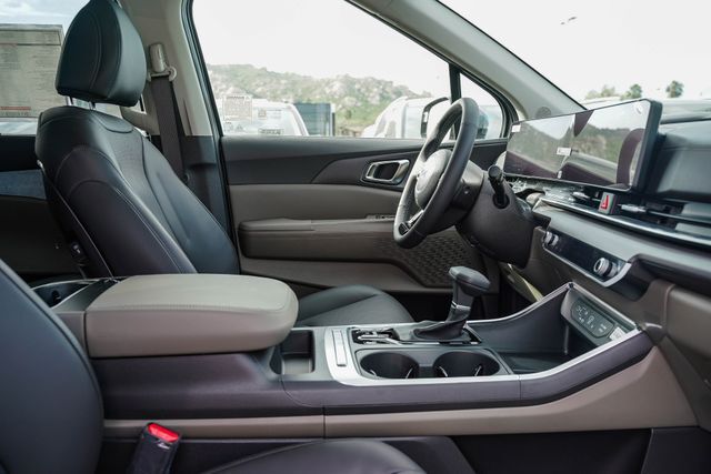 2026 Kia Carnival MPV EX Huntington Beach CA