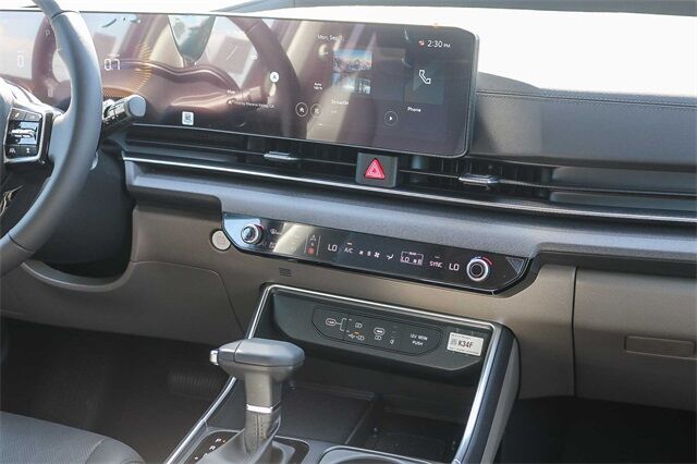 2026 Kia Carnival MPV EX Huntington Beach CA