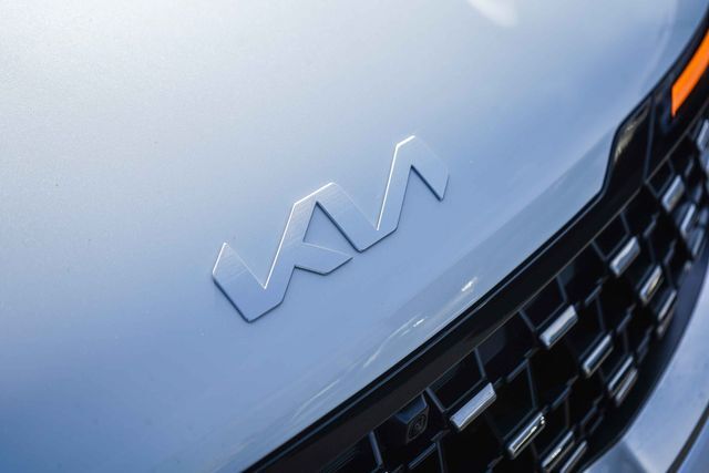 2026 Kia Carnival MPV Hybrid SX Huntington Beach CA