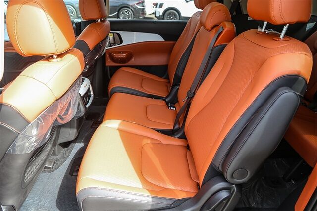 2026 Kia Carnival MPV Hybrid SX Prestige Glendale CA