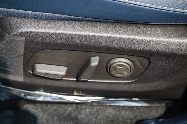 2026 Kia Carnival MPV Hybrid SX Prestige Renton WA