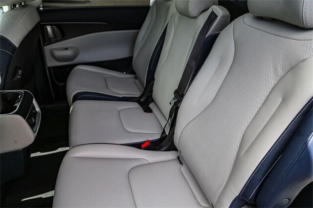 2026 Kia Carnival MPV Hybrid SX Prestige Renton WA