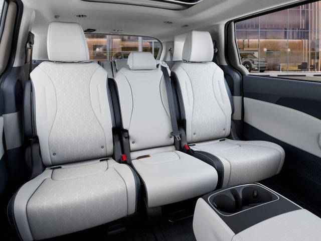 2026 Kia Carnival MPV Hybrid SX Glendale CA