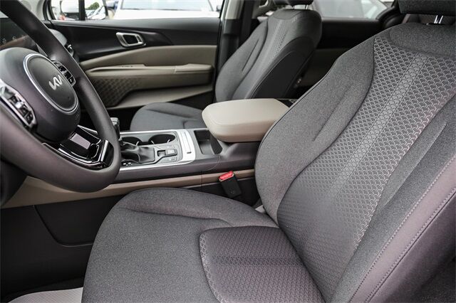 2026 Kia Carnival MPV LX Huntington Beach CA