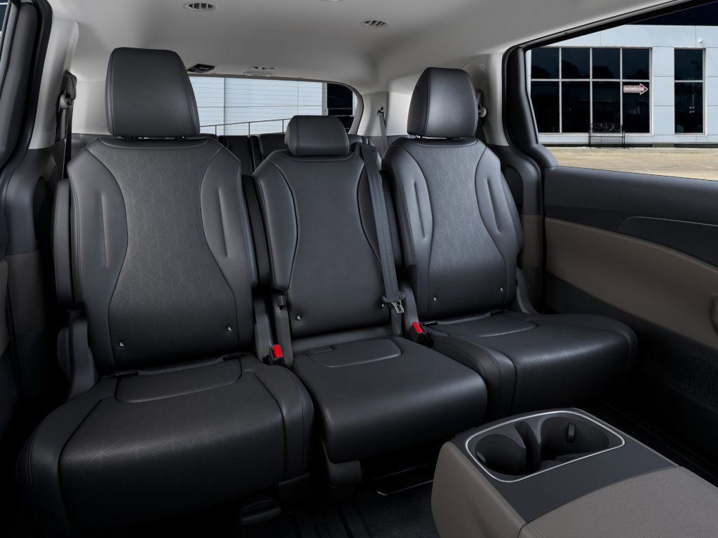 2026 Kia Carnival MPV LXS Akron OH