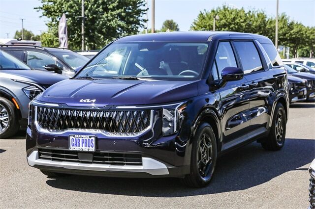 2026 Kia Carnival LXS photo 4