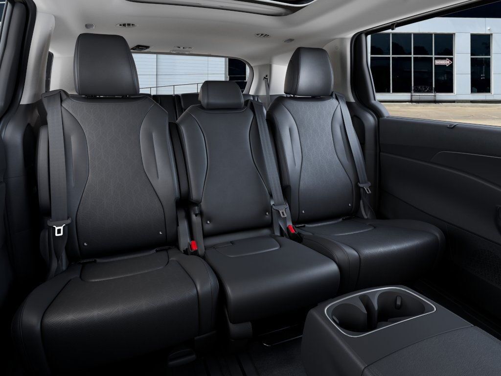 2026 Kia Carnival MPV SX Akron OH