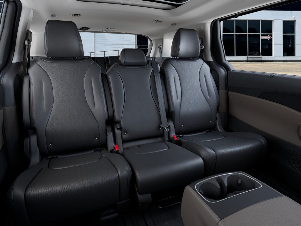 2026 Kia Carnival MPV SX Akron OH
