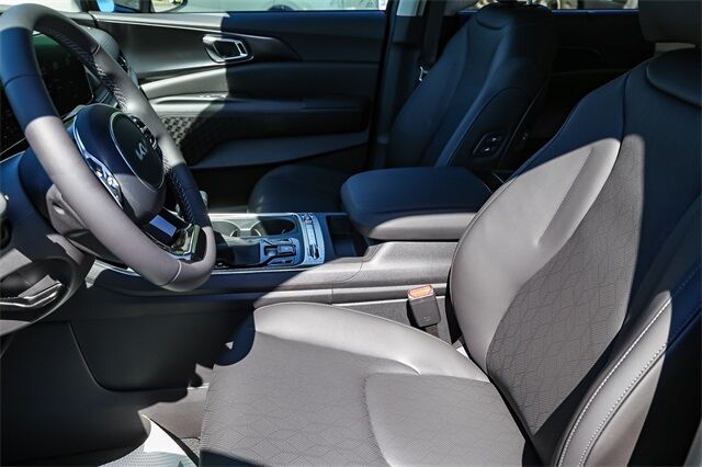 2026 Kia Carnival MPV SX Huntington Beach CA