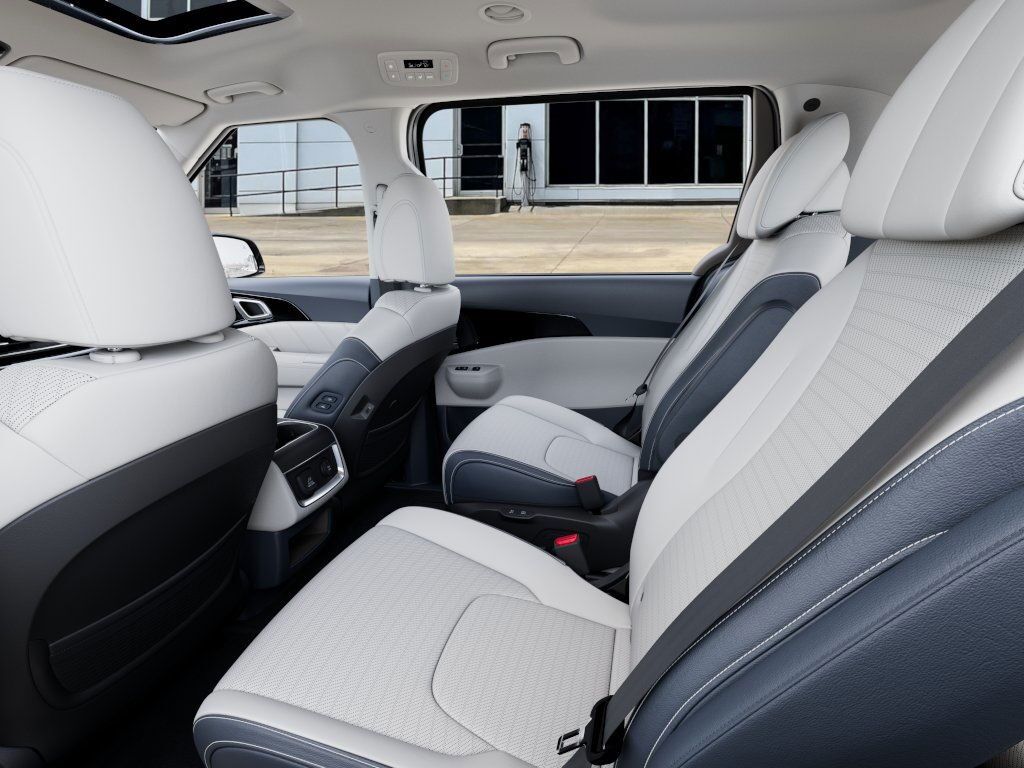 2026 Kia Carnival MPV SX Prestige Akron OH