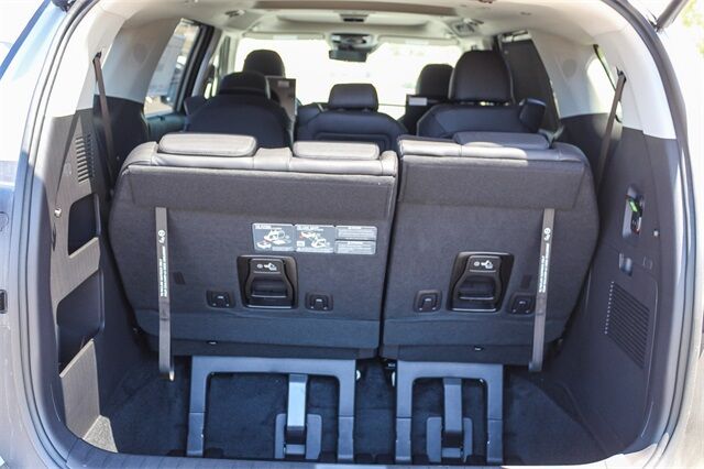 2026 Kia Carnival MPV SX Prestige Glendale CA